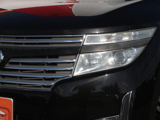 エルグランド 250ハイウェイスターブラックレザー 電動黒本革シート・両側電動スライドドア・バックカメラ・フリップダウンモニター・シートヒーター・LEONLS19インチアルミ・インテリキー・オートA/C・ETC・HIDヘッドライト・プッシュスタート(24枚目)