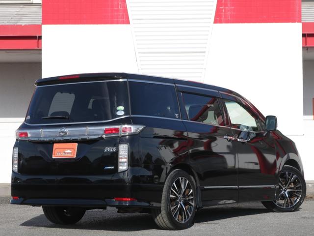 エルグランド 250ハイウェイスターブラックレザー 電動黒本革シート・両側電動スライドドア・バックカメラ・フリップダウンモニター・シートヒーター・LEONLS19インチアルミ・インテリキー・オートA/C・ETC・HIDヘッドライト・プッシュスタート(30枚目)