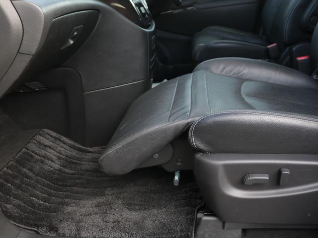 エルグランド 250ハイウェイスターブラックレザー 電動黒本革シート・両側電動スライドドア・バックカメラ・フリップダウンモニター・シートヒーター・LEONLS19インチアルミ・インテリキー・オートA/C・ETC・HIDヘッドライト・プッシュスタート(44枚目)