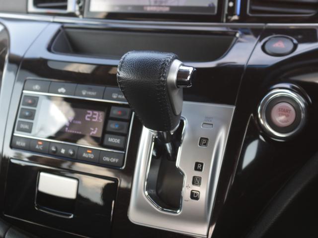 エルグランド 250ハイウェイスターブラックレザー 電動黒本革シート・両側電動スライドドア・バックカメラ・フリップダウンモニター・シートヒーター・LEONLS19インチアルミ・インテリキー・オートA/C・ETC・HIDヘッドライト・プッシュスタート(52枚目)