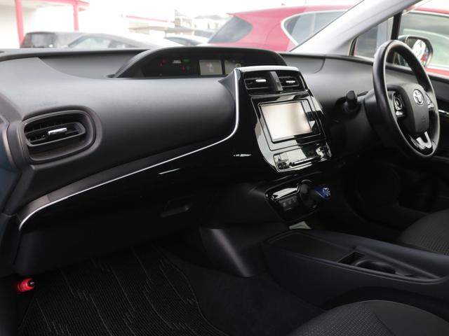 プリウス S 後期型・トヨタセーフティセンス・Bluetoorh接続・フルセグ・バックカメラ・ETC・スマートキー・追従クルーズコントロール・LEDヘッドライト&フォグランプ・純正15インチアルミ・ドライブレコーダ(38枚目)