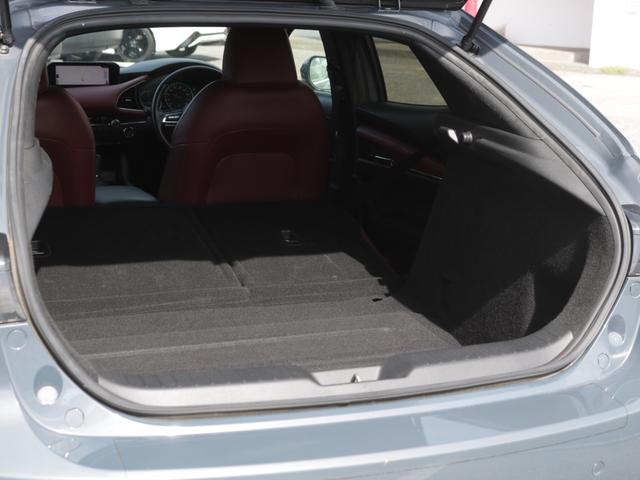 ＭＡＺＤＡ３ファストバック ＸＤバーガンディ　セレクション　電動赤革シート・Ｂｌｕｅｔｏｏｒｈ接続・フルセグ・マツコネナビ・バックカメラ・シート＆ハンドルヒーター・追従クルーズコントロール・ドライブレコーダ・スマートキー・プッシュスタート・ＥＴＣ・ＬＥＤライト（35枚目）