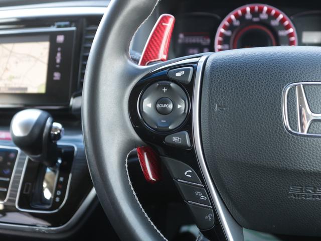 オデッセイ アブソルート・ＥＸ　ＯＰ黒革シート・両側電動スライドドア・全方囲カメラ・Ｂｌｕｅｔｏｏｔｈ接続・フルセグ・追従クルーズコントロール・フリップダウンモニター・シートヒーター・ＤＶＤ再生・ＬＥＤヘッドライト・純正１８アルミ（16枚目）