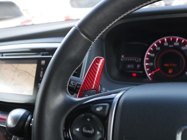 オデッセイ アブソルート・ＥＸ　ＯＰ黒革シート・両側電動スライドドア・全方囲カメラ・Ｂｌｕｅｔｏｏｔｈ接続・フルセグ・追従クルーズコントロール・フリップダウンモニター・シートヒーター・ＤＶＤ再生・ＬＥＤヘッドライト・純正１８アルミ（18枚目）