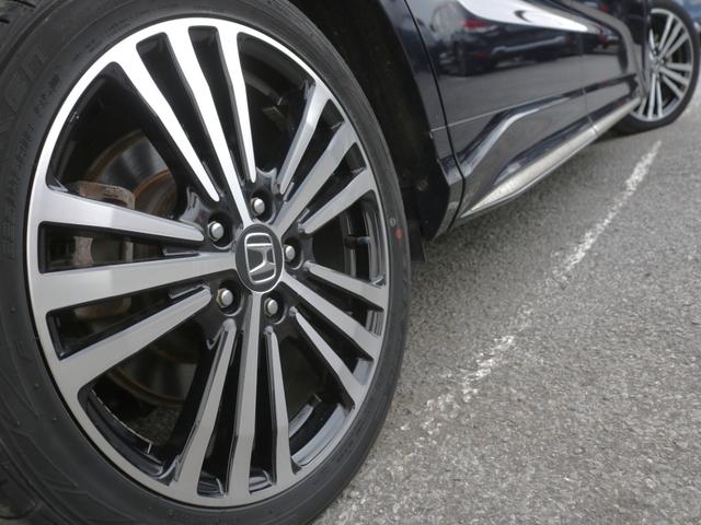 オデッセイ アブソルート・ＥＸ　ＯＰ黒革シート・両側電動スライドドア・全方囲カメラ・Ｂｌｕｅｔｏｏｔｈ接続・フルセグ・追従クルーズコントロール・フリップダウンモニター・シートヒーター・ＤＶＤ再生・ＬＥＤヘッドライト・純正１８アルミ（29枚目）