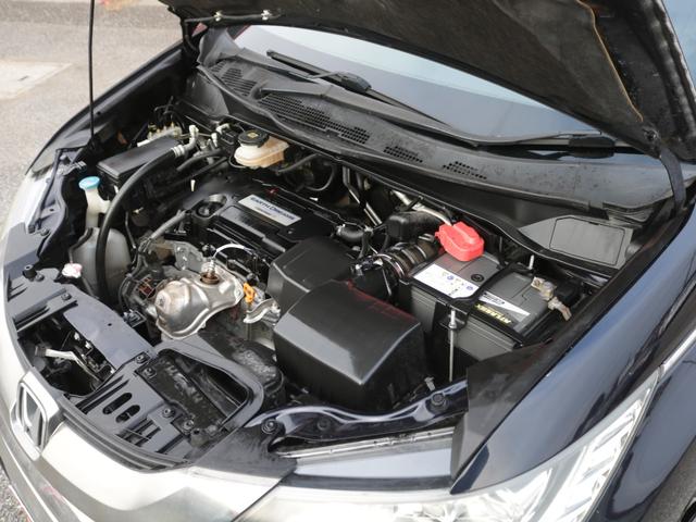 オデッセイ アブソルート・ＥＸ　ＯＰ黒革シート・両側電動スライドドア・全方囲カメラ・Ｂｌｕｅｔｏｏｔｈ接続・フルセグ・追従クルーズコントロール・フリップダウンモニター・シートヒーター・ＤＶＤ再生・ＬＥＤヘッドライト・純正１８アルミ（40枚目）