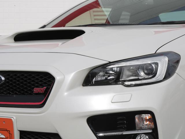 黄ばんでいてはカッコ悪いので全車ヘッドライトは磨いてあります！これだけで年式が新しく感じます！！