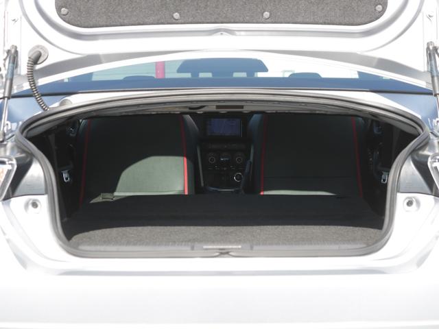 86 GT 6速MT・ワンオーナー・TRDエアロ/マフラー/18インチアルミ/メンバーブレースセット・Bluetoorh接続・バックカメラ・ワンセグ・記録簿×10枚・スマートキー・HIDヘッドライト・ETC(11枚目)