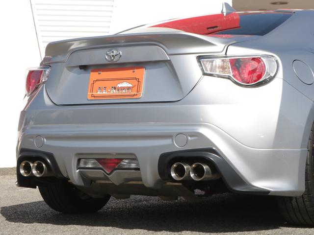 86 GT 6速MT・ワンオーナー・TRDエアロ/マフラー/18インチアルミ/メンバーブレースセット・Bluetoorh接続・バックカメラ・ワンセグ・記録簿×10枚・スマートキー・HIDヘッドライト・ETC(14枚目)