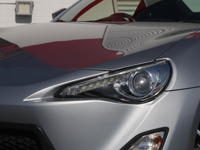 86 GT 6速MT・ワンオーナー・TRDエアロ/マフラー/18インチアルミ/メンバーブレースセット・Bluetoorh接続・バックカメラ・ワンセグ・記録簿×10枚・スマートキー・HIDヘッドライト・ETC(18枚目)
