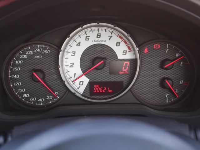 86 GT 6速MT・ワンオーナー・TRDエアロ/マフラー/18インチアルミ/メンバーブレースセット・Bluetoorh接続・バックカメラ・ワンセグ・記録簿×10枚・スマートキー・HIDヘッドライト・ETC(26枚目)