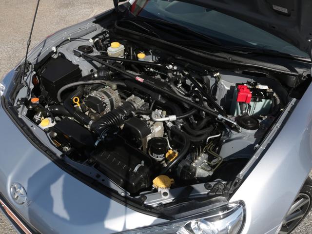 86 GT 6速MT・ワンオーナー・TRDエアロ/マフラー/18インチアルミ/メンバーブレースセット・Bluetoorh接続・バックカメラ・ワンセグ・記録簿×10枚・スマートキー・HIDヘッドライト・ETC(32枚目)