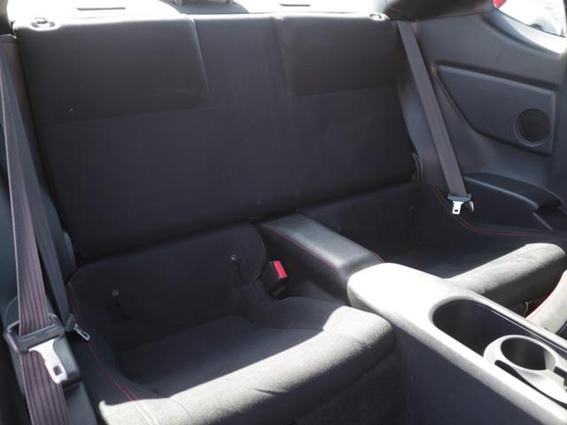 86 GT 6速MT・ワンオーナー・TRDエアロ/マフラー/18インチアルミ/メンバーブレースセット・Bluetoorh接続・バックカメラ・ワンセグ・記録簿×10枚・スマートキー・HIDヘッドライト・ETC(42枚目)