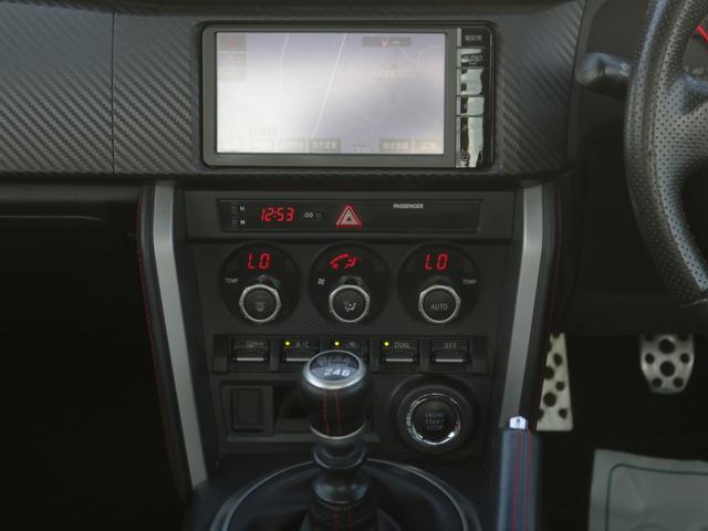 86 GT 6速MT・ワンオーナー・TRDエアロ/マフラー/18インチアルミ/メンバーブレースセット・Bluetoorh接続・バックカメラ・ワンセグ・記録簿×10枚・スマートキー・HIDヘッドライト・ETC(43枚目)