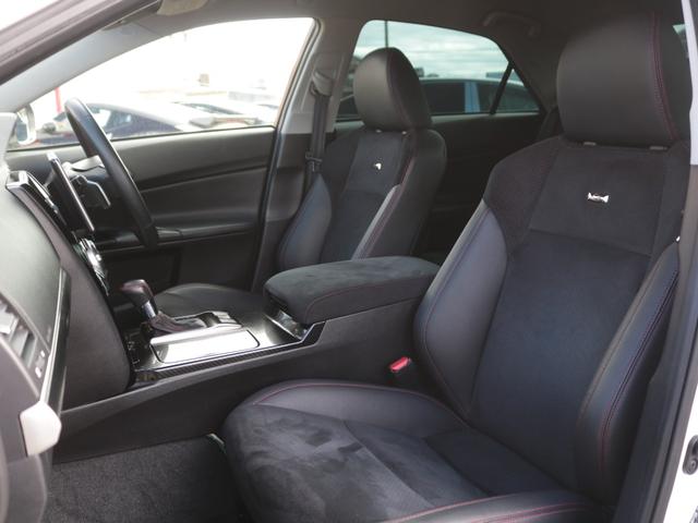 ハーフレザーシート装備☆内装ももちろんクリーンナップ済みですので気持ちよくお使いいただければと思います！