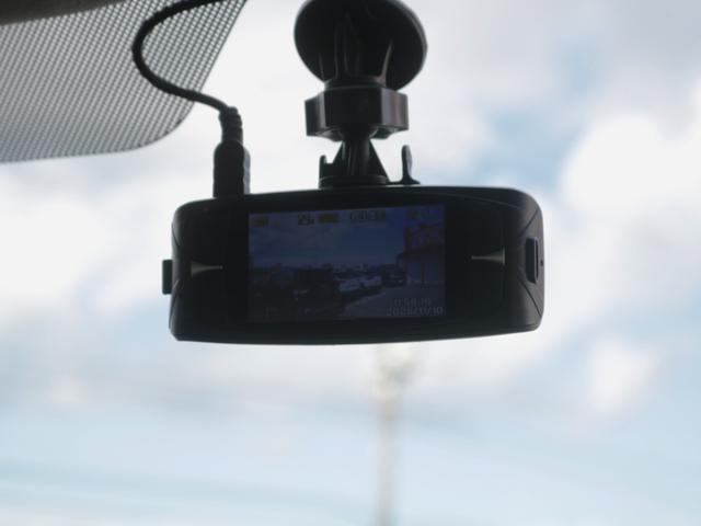 あると嬉しいドライブレコーダー付き！警察も推奨していて、いざと言う時の状況確認には最適です！