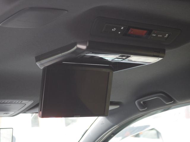 ヴォクシー ＺＳ　煌　後期型・両側電動スライドドア・バックカメラ・フリップダウンモニター・１０ｉｎモニターナビ・Ｂｌｕｅｔｏｏｔｈ接続・クルーズコントロール・スマートキー・プッシュスタート・ＬＥＤヘッドライト＆フォグランプ（4枚目）