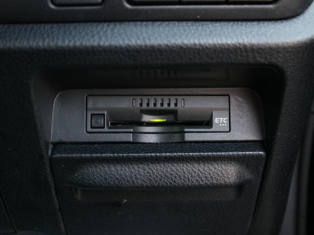 ヴォクシー ＺＳ　煌　後期型・両側電動スライドドア・バックカメラ・フリップダウンモニター・１０ｉｎモニターナビ・Ｂｌｕｅｔｏｏｔｈ接続・クルーズコントロール・スマートキー・プッシュスタート・ＬＥＤヘッドライト＆フォグランプ（19枚目）