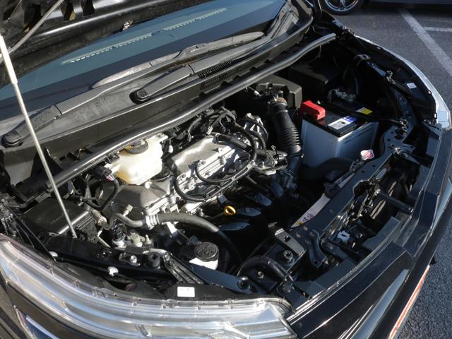 ヴォクシー ＺＳ　煌　後期型・両側電動スライドドア・バックカメラ・フリップダウンモニター・１０ｉｎモニターナビ・Ｂｌｕｅｔｏｏｔｈ接続・クルーズコントロール・スマートキー・プッシュスタート・ＬＥＤヘッドライト＆フォグランプ（38枚目）