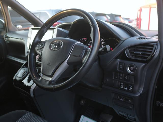 ヴォクシー ＺＳ　煌　後期型・両側電動スライドドア・バックカメラ・フリップダウンモニター・１０ｉｎモニターナビ・Ｂｌｕｅｔｏｏｔｈ接続・クルーズコントロール・スマートキー・プッシュスタート・ＬＥＤヘッドライト＆フォグランプ（39枚目）