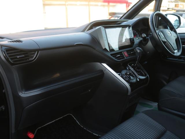 ヴォクシー ＺＳ　煌　後期型・両側電動スライドドア・バックカメラ・フリップダウンモニター・１０ｉｎモニターナビ・Ｂｌｕｅｔｏｏｔｈ接続・クルーズコントロール・スマートキー・プッシュスタート・ＬＥＤヘッドライト＆フォグランプ（40枚目）