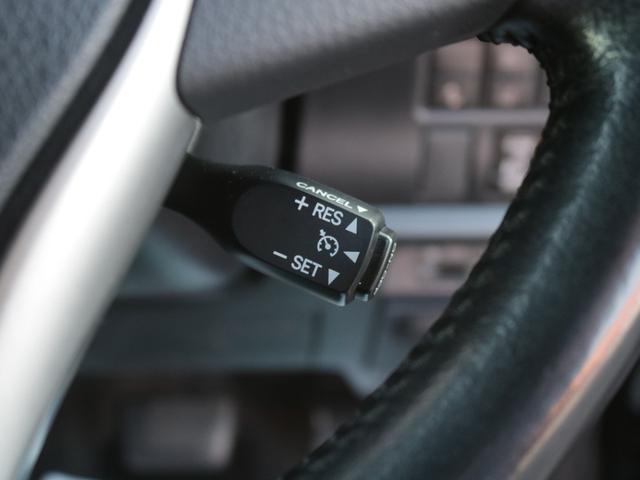 ヴォクシー ZS 後期型・ワンオーナー・両側電動スライドドア・バックカメラ・フリップダウンモニター・Bluetooth接続・フルセグ・トヨタセーフティセンス・スマートキー・LEDヘッドライト&フォグランプ・純正アルミ(14枚目)