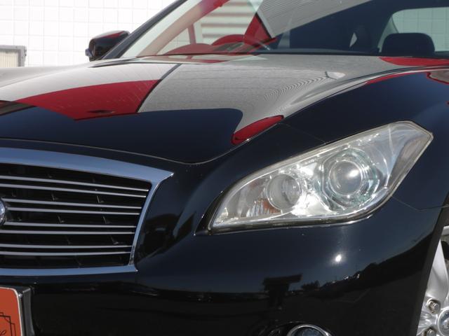 黄ばんでいてはカッコ悪いので全車ヘッドライトは磨いてあります！これだけで年式が新しく感じます！！