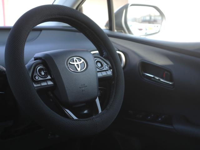 プリウス Sセーフティプラス ツートーン 特別仕様車・専用オプションカラー・トヨタセーフティセンスP・Bluetooth接続・スマートキー・バックカメラ・追従クルコン・LEDヘッドライト&フォグランプ・Cセンサー・ETC・純正17インチアルミ(11枚目)