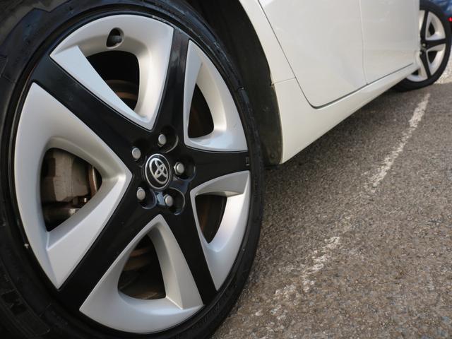 プリウス Ｓ　後期型・トヨタセーフティセンス・Ｂｌｕｅｔｏｏｔｈ接続・黒革調シートカバー・スマートキー・ツーリング用１７インチアルミ・バックカメラ・追従クルコン・ドラレコ・コーナーセンサー・ＬＥＤヘッドライト（22枚目）