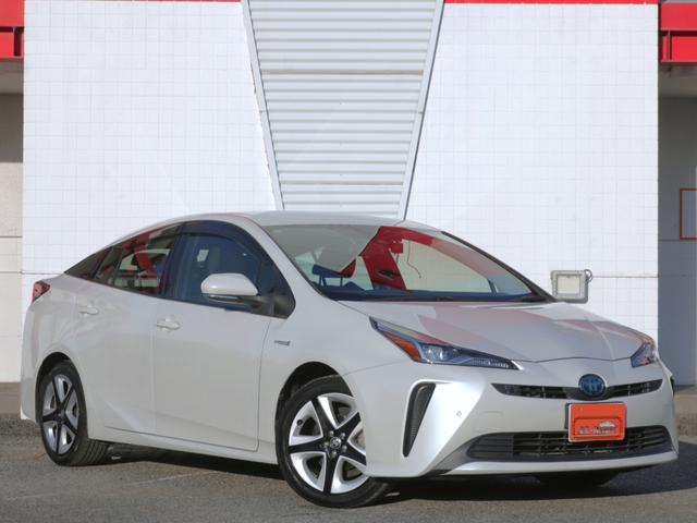 プリウス Ｓ　後期型・トヨタセーフティセンス・Ｂｌｕｅｔｏｏｔｈ接続・黒革調シートカバー・スマートキー・ツーリング用１７インチアルミ・バックカメラ・追従クルコン・ドラレコ・コーナーセンサー・ＬＥＤヘッドライト（29枚目）