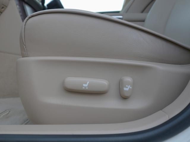 クラウンマジェスタ Ｇタイプ　プレミアム電動本革シート・サンルーフ・Ｂｌｕｅｔｏｏｔｈ接続・プリクラッシュセーフティ・プレミアムサウンド２０スピーカー・全席シートヒーター・前席エアシート・電動トランク・スマートキー・追従クルコン（45枚目）