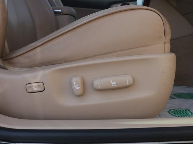 クラウンマジェスタ Ｇタイプ　プレミアム電動本革シート・Ｂｌｕｅｔｏｏｔｈ接続・プリクラッシュセーフティ・プレミアムサウンド２０スピーカー・全席シートヒーター・前席エアシート・電動トランク・スマートキー・追従クルコン・ＥＴＣ（6枚目）