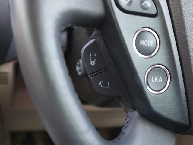 クラウンマジェスタ Ｇタイプ　プレミアム電動本革シート・Ｂｌｕｅｔｏｏｔｈ接続・プリクラッシュセーフティ・プレミアムサウンド２０スピーカー・全席シートヒーター・前席エアシート・電動トランク・スマートキー・追従クルコン・ＥＴＣ（17枚目）