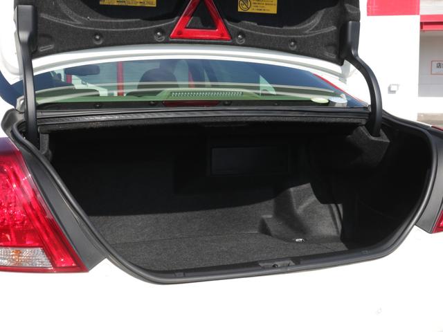 クラウンマジェスタ Ｇタイプ　プレミアム電動本革シート・Ｂｌｕｅｔｏｏｔｈ接続・プリクラッシュセーフティ・プレミアムサウンド２０スピーカー・全席シートヒーター・前席エアシート・電動トランク・スマートキー・追従クルコン・ＥＴＣ（40枚目）