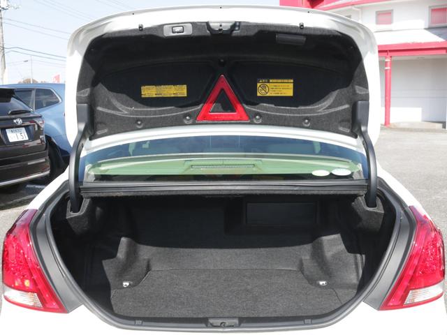 クラウンマジェスタ Ｇタイプ　プレミアム電動本革シート・Ｂｌｕｅｔｏｏｔｈ接続・プリクラッシュセーフティ・プレミアムサウンド２０スピーカー・全席シートヒーター・前席エアシート・電動トランク・スマートキー・追従クルコン・ＥＴＣ（41枚目）