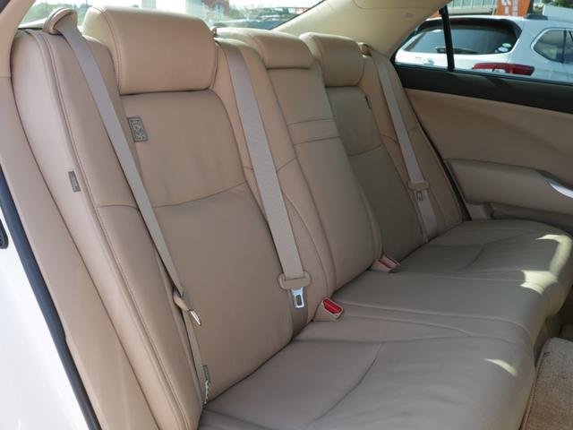 クラウンマジェスタ Ｇタイプ　プレミアム電動本革シート・Ｂｌｕｅｔｏｏｔｈ接続・プリクラッシュセーフティ・プレミアムサウンド２０スピーカー・全席シートヒーター・前席エアシート・電動トランク・スマートキー・追従クルコン・ＥＴＣ（48枚目）