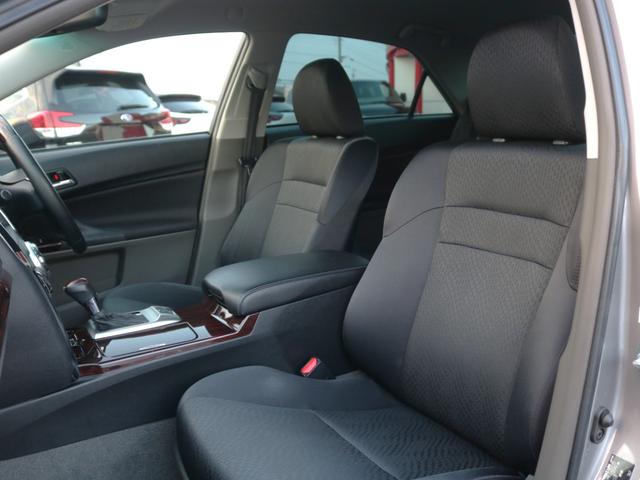 マークＸ ２５０Ｇ　リラックスセレクション・ブラックリミテッド　前席パワーシート・バックカメラ・スマートキー・地デジ・ドライブレコーダー・ＳＤナビ・ＥＴＣ・プッシュスタート・オートＡ／Ｃ・ＨＩＤヘッドライト・純正１６インチアルミ（5枚目）