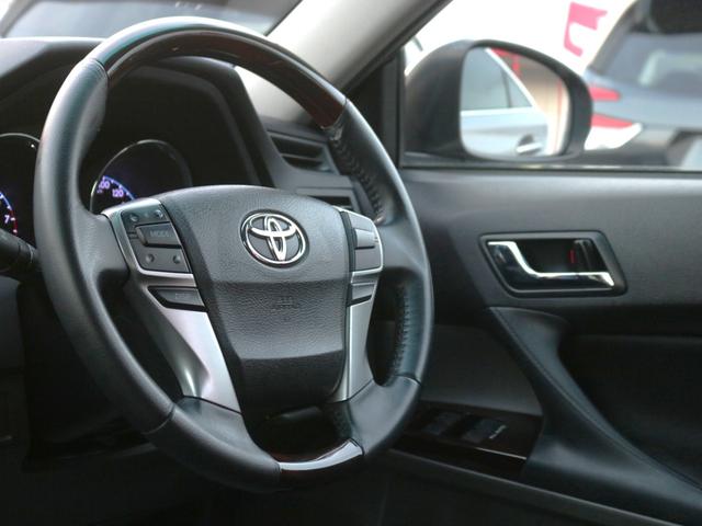 マークＸ ２５０Ｇ　リラックスセレクション・ブラックリミテッド　前席パワーシート・バックカメラ・スマートキー・地デジ・ドライブレコーダー・ＳＤナビ・ＥＴＣ・プッシュスタート・オートＡ／Ｃ・ＨＩＤヘッドライト・純正１６インチアルミ（12枚目）