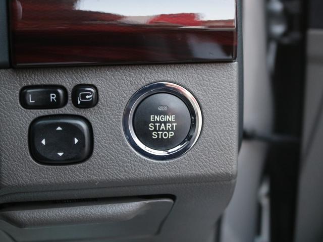 マークＸ ２５０Ｇ　リラックスセレクション・ブラックリミテッド　前席パワーシート・バックカメラ・スマートキー・地デジ・ドライブレコーダー・ＳＤナビ・ＥＴＣ・プッシュスタート・オートＡ／Ｃ・ＨＩＤヘッドライト・純正１６インチアルミ（18枚目）