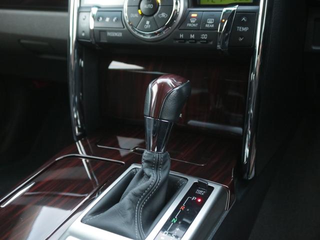 マークＸ ２５０Ｇ　リラックスセレクション・ブラックリミテッド　前席パワーシート・バックカメラ・スマートキー・地デジ・ドライブレコーダー・ＳＤナビ・ＥＴＣ・プッシュスタート・オートＡ／Ｃ・ＨＩＤヘッドライト・純正１６インチアルミ（41枚目）