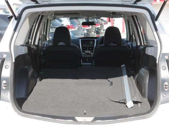 フォレスター 2.0XS 後期C型・5速MT・パワーシート・シートヒーター・クルーズコントロール・キーレス・オートA/C・ETC・HIDヘッドライト・純正17インチアルミ・ドアバイザー・ウィンカーミラー(13枚目)