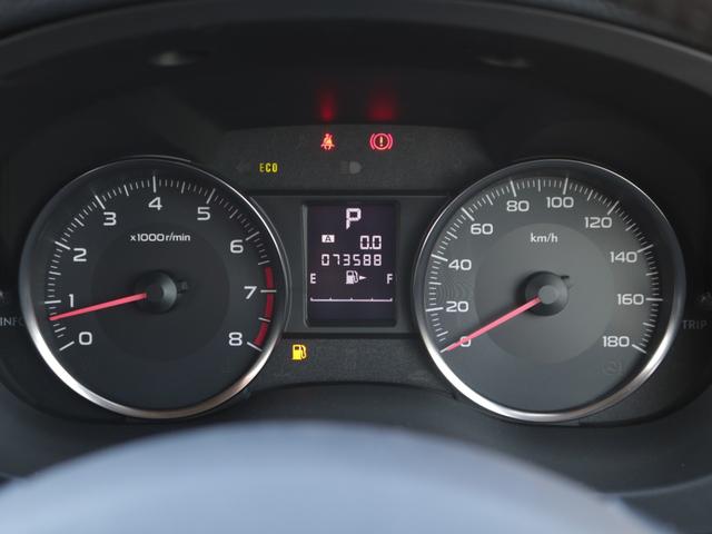 インプレッサスポーツ ２．０ｉ－Ｓ　電動ハーフレザーシート・クルーズコントロール・ローダウン・純正１７インチアルミ・ＥＴＣ・オートＡ／Ｃ・ＨＤＤナビ・フルセグ・ＵＳＢ入力・キーレス・ＨＩＤヘッドライト・パドルシフト（25枚目）