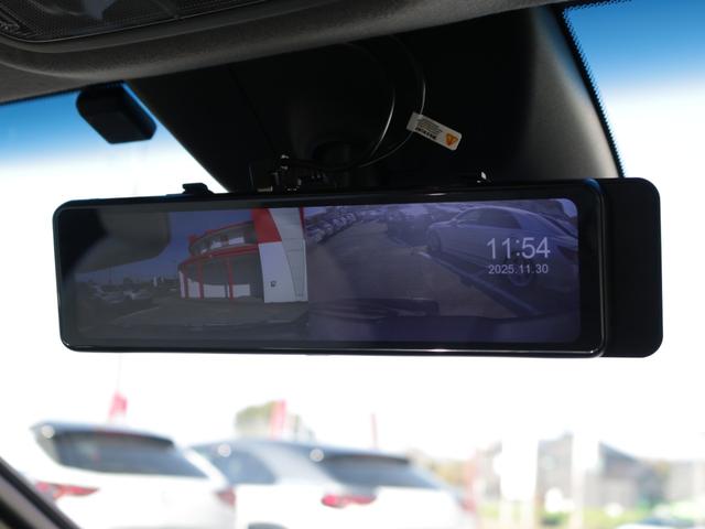 フィット e:HEVホーム ホンダセンシング・グレー半革シート・Bluetooth接続・バックカメラ・スマートキー・追従クルーズコントロール・ドライブレコーダー・メモリナビ・フルセグ・ETC・LEDヘッドライト・プッシュスタート(14枚目)