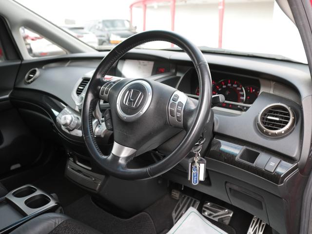 オデッセイ アブソルート　ハーフレザーシート・バックカメラ・クルーズコントロール・ＨＤＤナビ・キーレス・オートＡ／Ｃ・レッドメーター・ＨＩＤヘッドライト・エアロ・純正１７インチアルミ・ドアミラーヒーター・ドアバイザー・ＨＩＤ（34枚目）