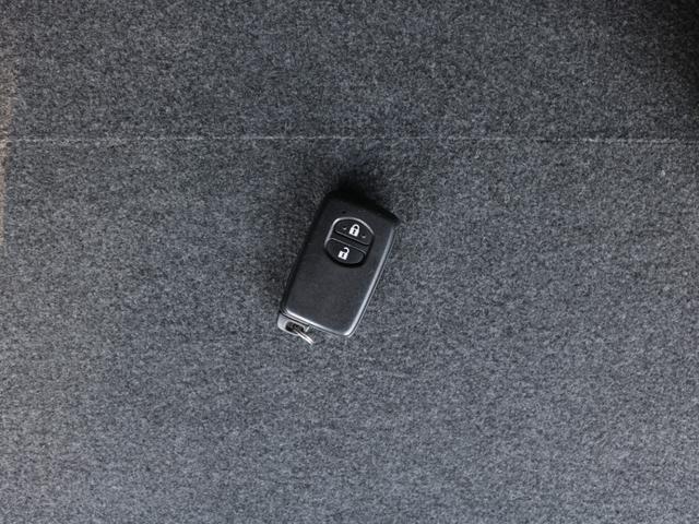 プリウスアルファ Ｓツーリングセレクション　後期Ｇ’ｓ仕様・後期型ＬＥＤヘッドライト・ハーフレザーシート・ＩＤＥＡＬブレーキ・ＲＯＷＥＮフロントエアロ・ＶＡＬＥＮＴＩ　ＬＥＤリアテール・ＨＫＳレーシングサクション・ローダウン・Ｂｌｕｅｔｏｏｔｈ（30枚目）