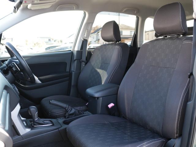 フォレスター ２．０ｉ－Ｌ　アイサイト　バックカメラ・ルーフキャリア・追従クルーズコントロール・レーンキープＡ・キーレス・ＥＴＣ・オートＡ／Ｃ・フルセグ・パドルシフト・ＨＩＤライト・純正１７インチホイール・ドアバイザー・ウィンカーミラー（5枚目）