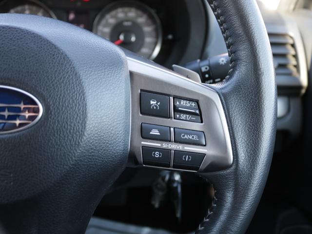 フォレスター ２．０ｉ－Ｌ　アイサイト　バックカメラ・ルーフキャリア・追従クルーズコントロール・レーンキープＡ・キーレス・ＥＴＣ・オートＡ／Ｃ・フルセグ・パドルシフト・ＨＩＤライト・純正１７インチホイール・ドアバイザー・ウィンカーミラー（12枚目）