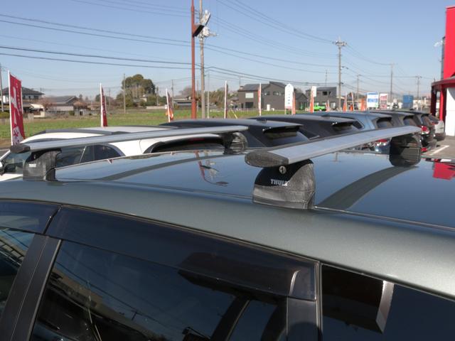 フォレスター ２．０ｉ－Ｌ　アイサイト　バックカメラ・ルーフキャリア・追従クルーズコントロール・レーンキープＡ・キーレス・ＥＴＣ・オートＡ／Ｃ・フルセグ・パドルシフト・ＨＩＤライト・純正１７インチホイール・ドアバイザー・ウィンカーミラー（21枚目）