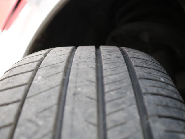 ヴォクシー ＺＳ　後期型・両側電動スライドドア・トヨタセーフティセンス・Ｂｌｕｅｔｏｏｔｈ接続・バックカメラ・スマートキー・ドライブレコーダー・ＳＤナビ・クルーズコントロール・ＥＴＣ・ＬＥＤヘッドライト・純正１６アルミ（49枚目）