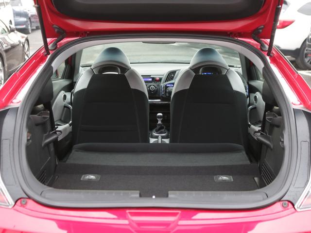 �X�|�[�c�J�[�ł��ӊO�ƍL�X�Ƃ������Q�b�W�X�y�[�X�I�Q��ڂ�|���Ă���������΂���ɍL���Ȃ�܂��I